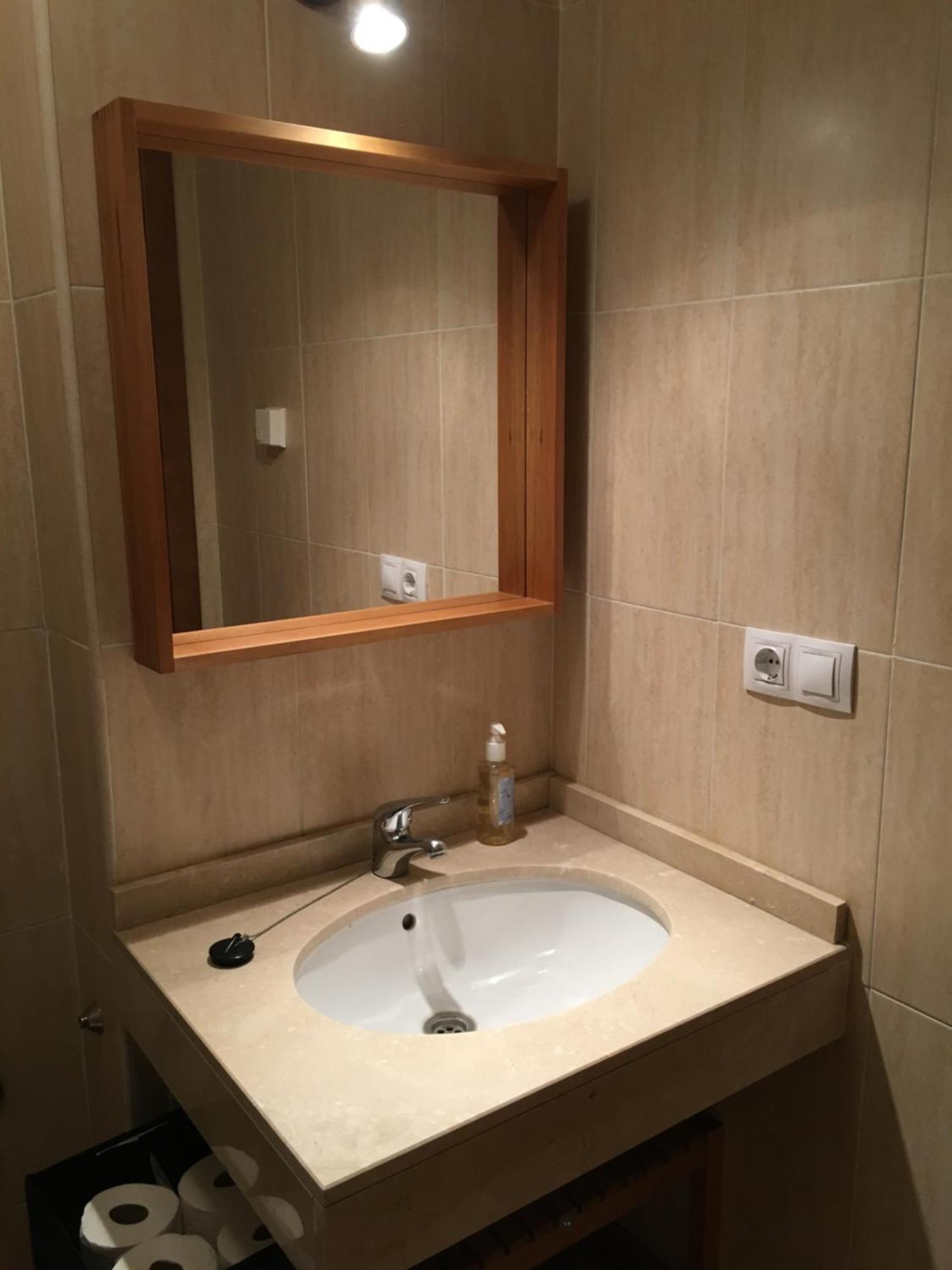 Sierra Nevada, Apartamento Abuhardillado Parking Y Wifi Luaran gambar